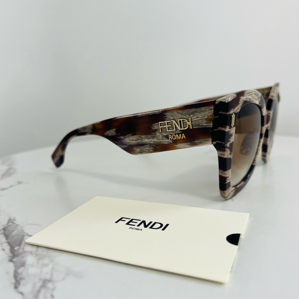 Fendi Python Sunglasses - Picture 4 of 9